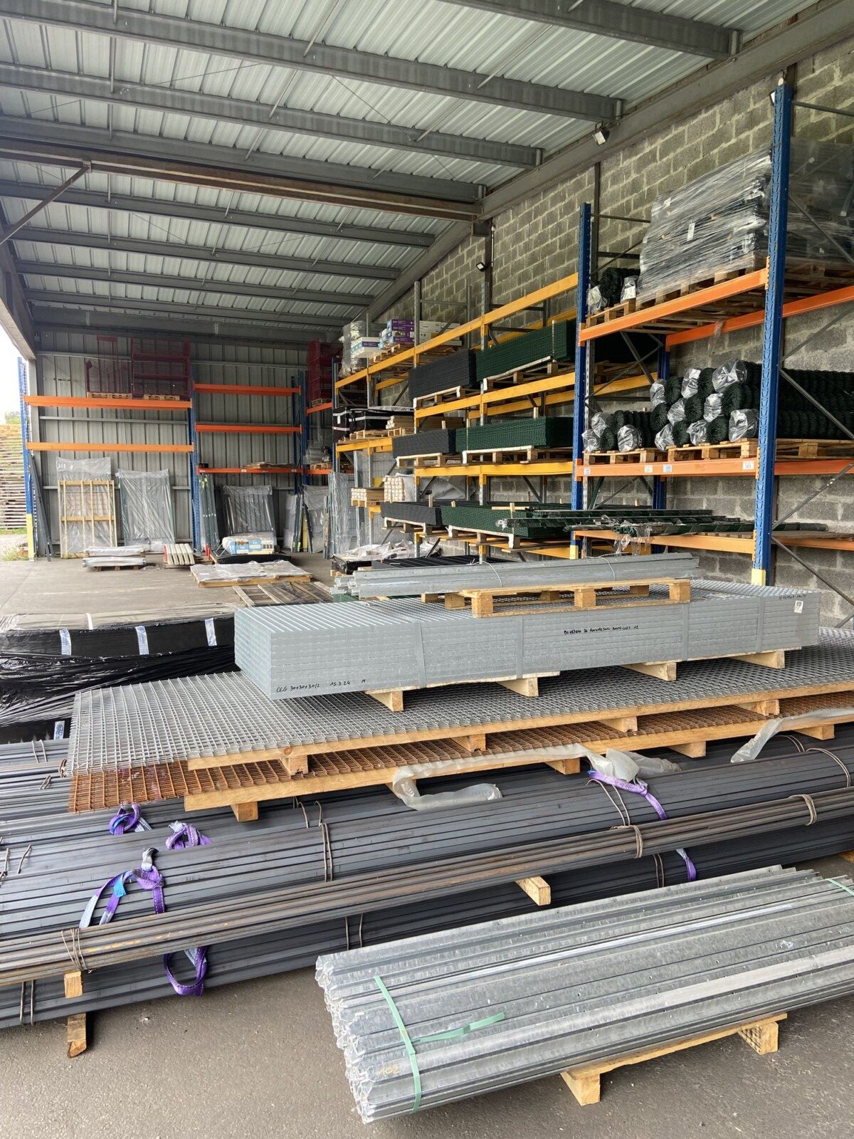 Entrepot Albatre Distribution Industrielle
